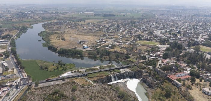 Gobierno federal trabaja en el saneamiento de la cuenca Lerma-Santiago, señala Lomelí