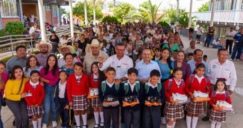 Más de 9 mil estudiantes de Chapala recibirán paquetes escolares gratuitos
