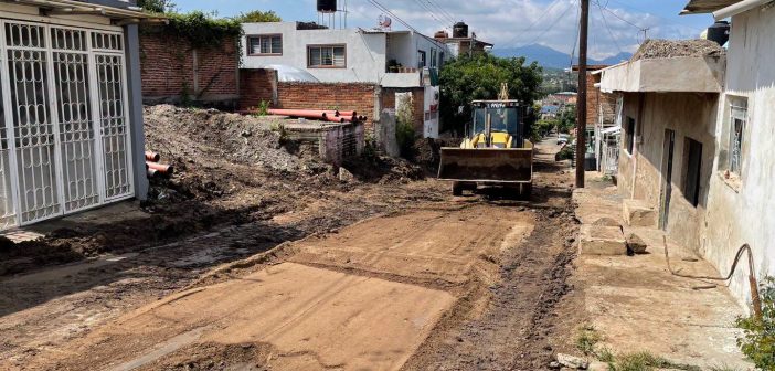 Inician rehabilitación de la calle Ramón Corona en Atotonilquillo con inversión de 4 millones de pesos
