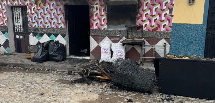 Solicitan ayuda para una familia afectada por un incendio en Ajijic